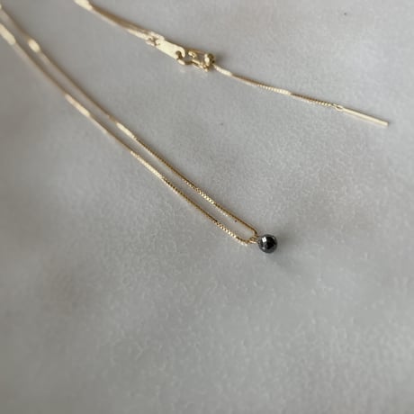 - black diamond charm K18YG -