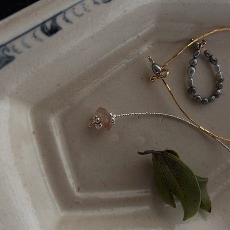 6/23new - silver  - quartz bracelet  -