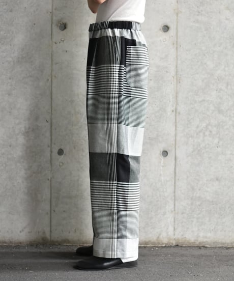 superNova. Mesh pants - Check