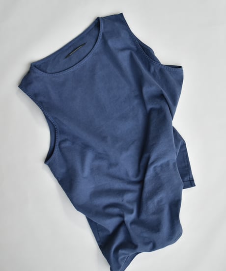 ANDER SLEEVELESS POISON TEE