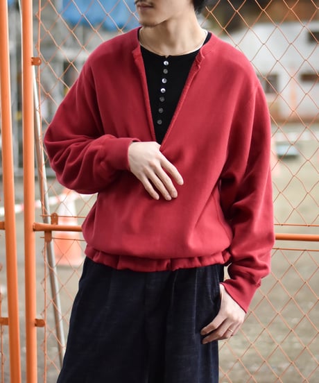 NAM Accordion Worn Neck Sweat