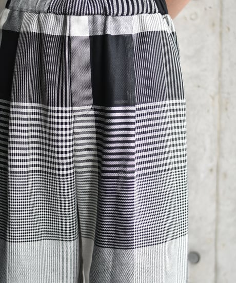 superNova. Mesh pants - Check