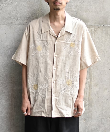 superNova. Aloha shirt - Big flowers embroidery