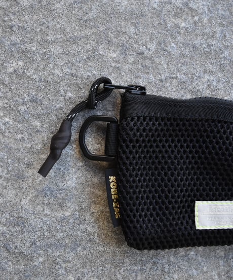 B:TOGETHER WALLET MESH