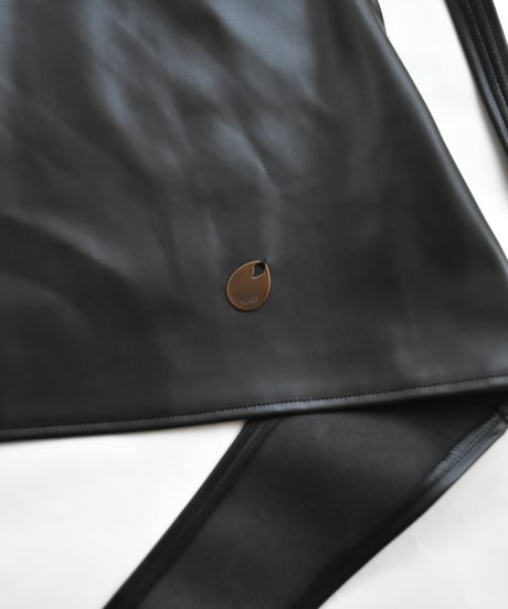 NAM HEAD APRON