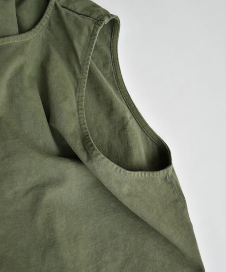 ANDER SLEEVELESS POISON TEE