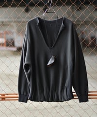 NAM Accordion Worn Neck Sweat