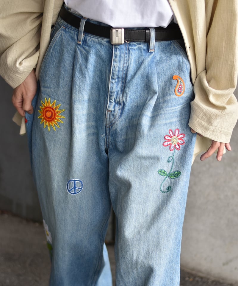 superNova. Embroidered wide selvedge jeans - Ol