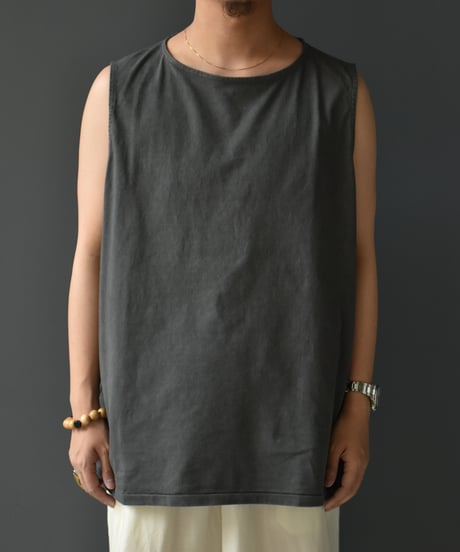 ANDER SLEEVELESS POISON TEE