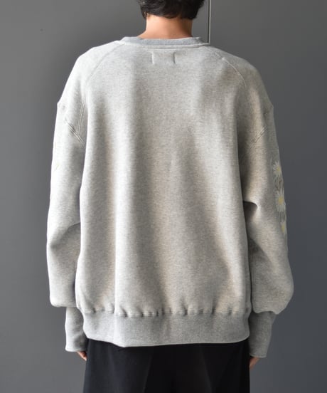 superNova. Embroidery crew sweat