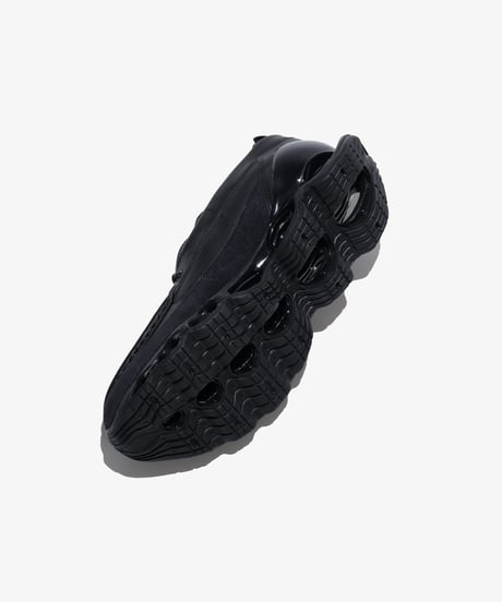 【抽選応募受付終了】Mizuno WAVE PROPHECY MOC
