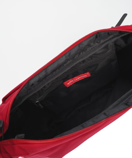 BOKU HA TANOSII MESSENGER BAG