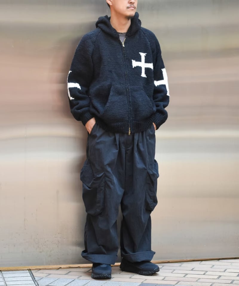 MacMahon Knitting Mlls Hooded Zip Knit-Cross |