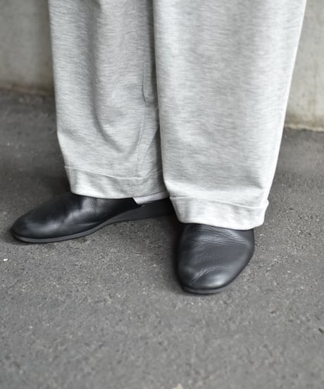saby TWO TUCK TROUSER - Recycled Fiber Jersey FAB -