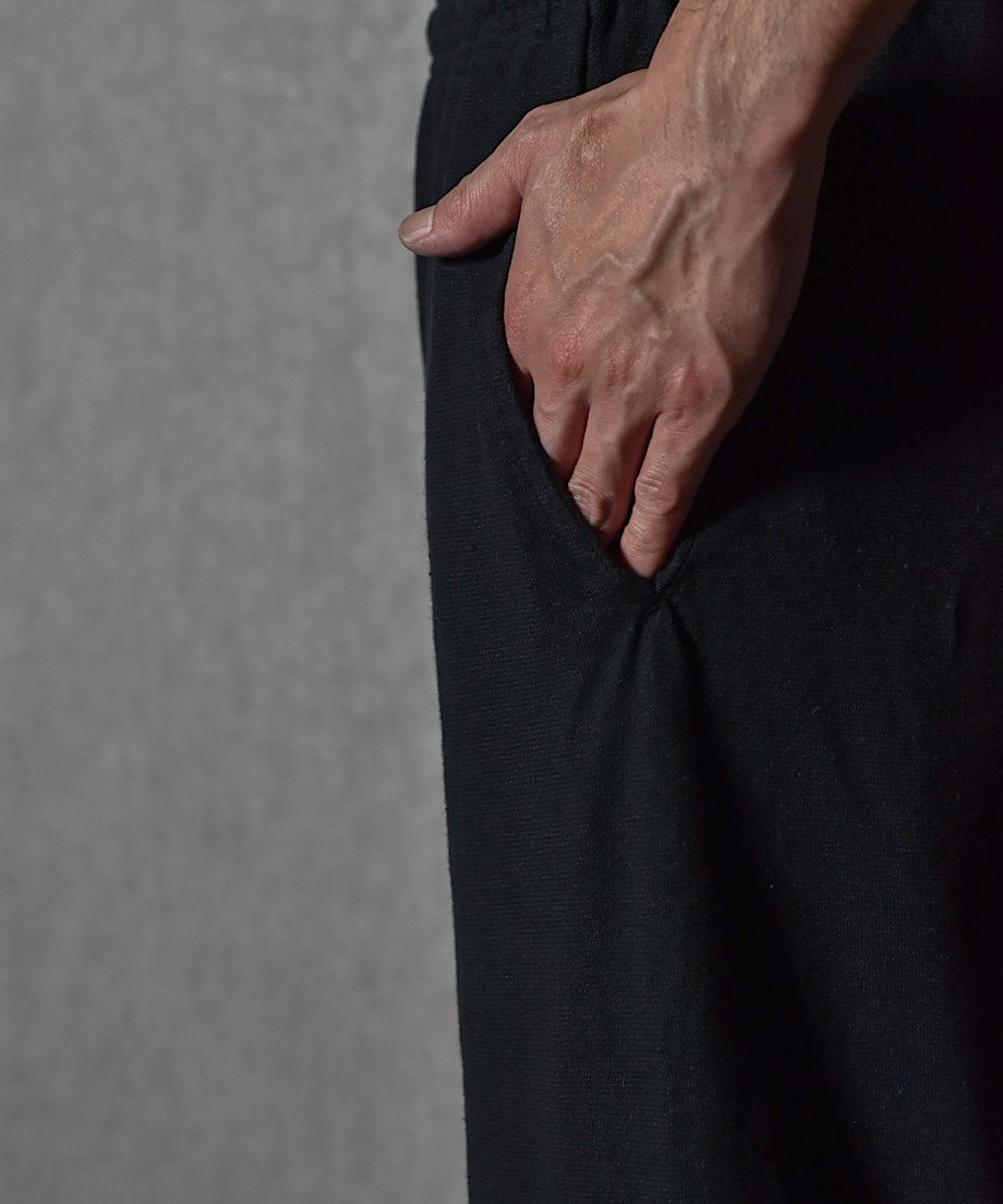 パンツ Peate P-MARTIS-SHOW Burnout track pants with camo effect｜ブラック