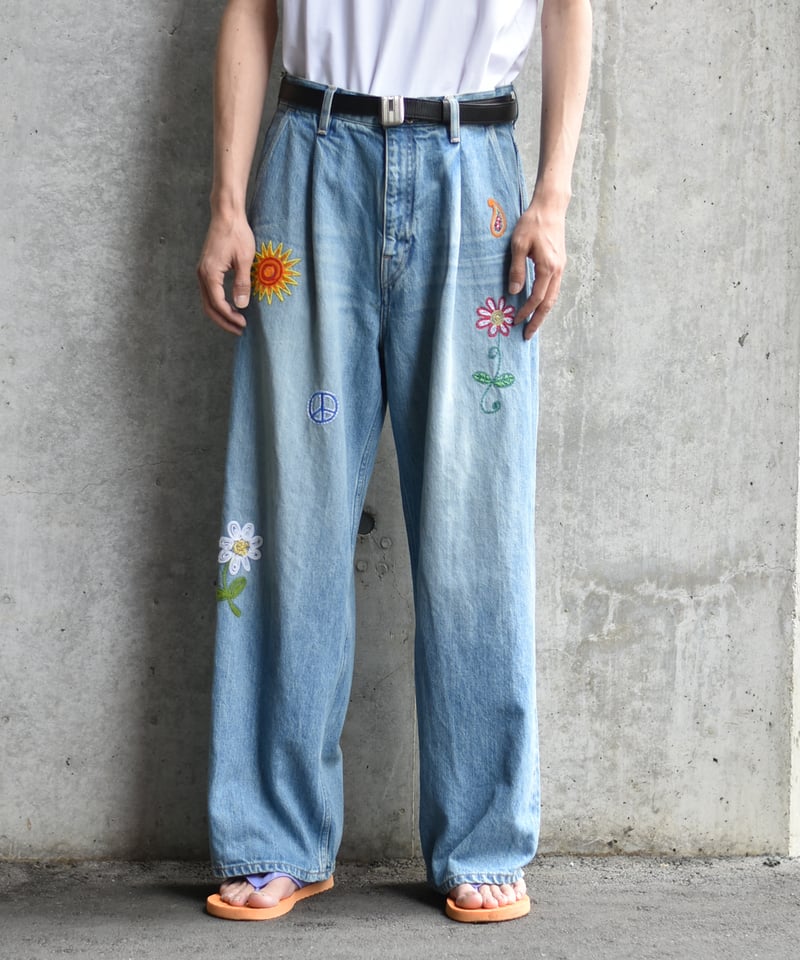 superNova. Embroidered wide selvedge jeans - Ol