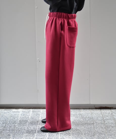 superNova. Wide sweat pant