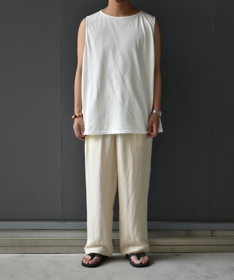ANDER SLEEVELESS POISON TEE