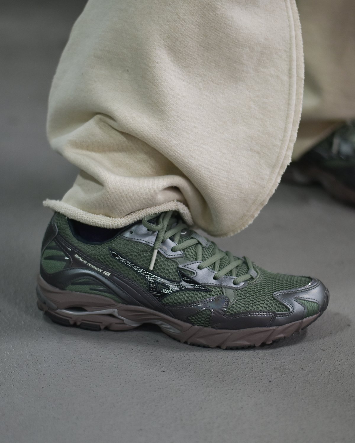 洋楽 nori197886 LAST1】Mizuno WAVE RIDER 10 | 45do｜ULTERIOR・ref