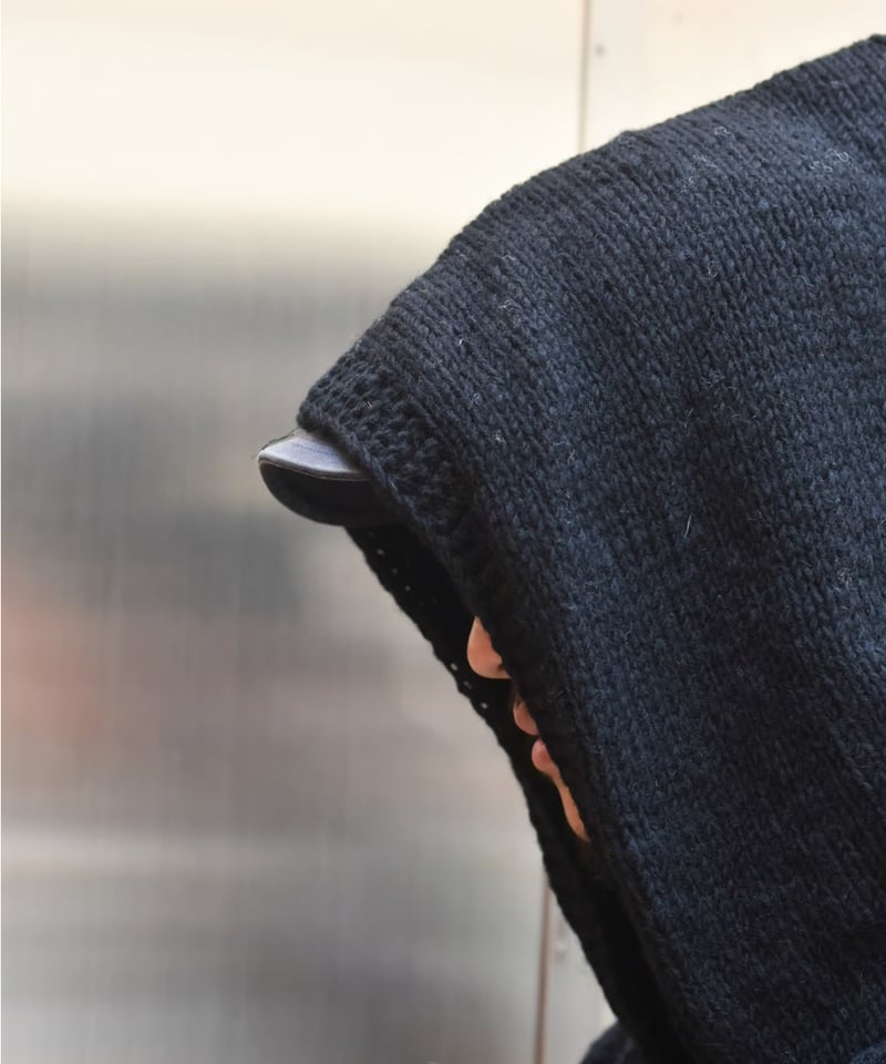 MacMahon Knitting Mlls Hooded Zip Knit-Cross |