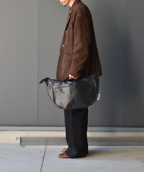 CCU NEW NEWSPAPER BAG M SIZE -COW SKIN