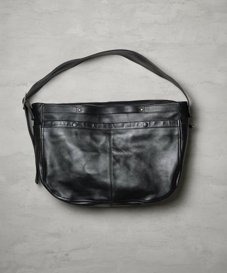CCU NEW NEWSPAPER BAG M SIZE -COW SKIN