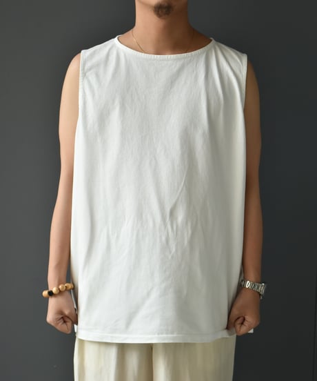 ANDER SLEEVELESS POISON TEE