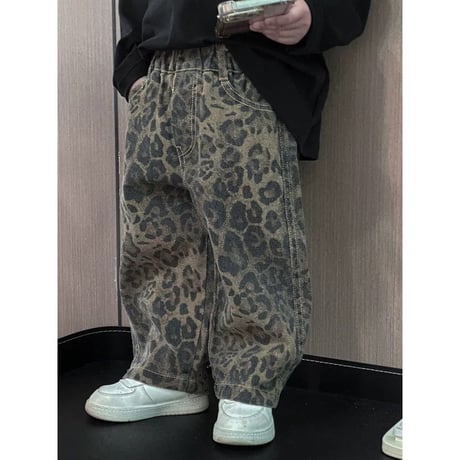《即納》 leopard denim pants