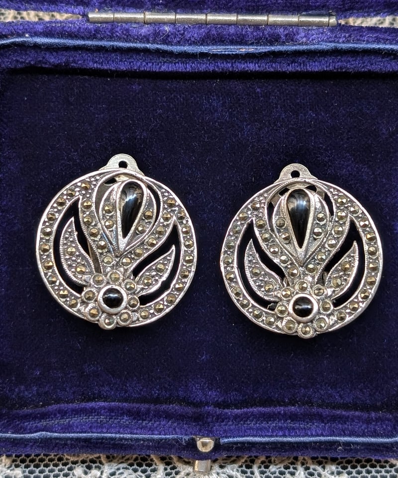 アールデコ様式 植物モチーフシルバー×オニキスイヤリング AS242