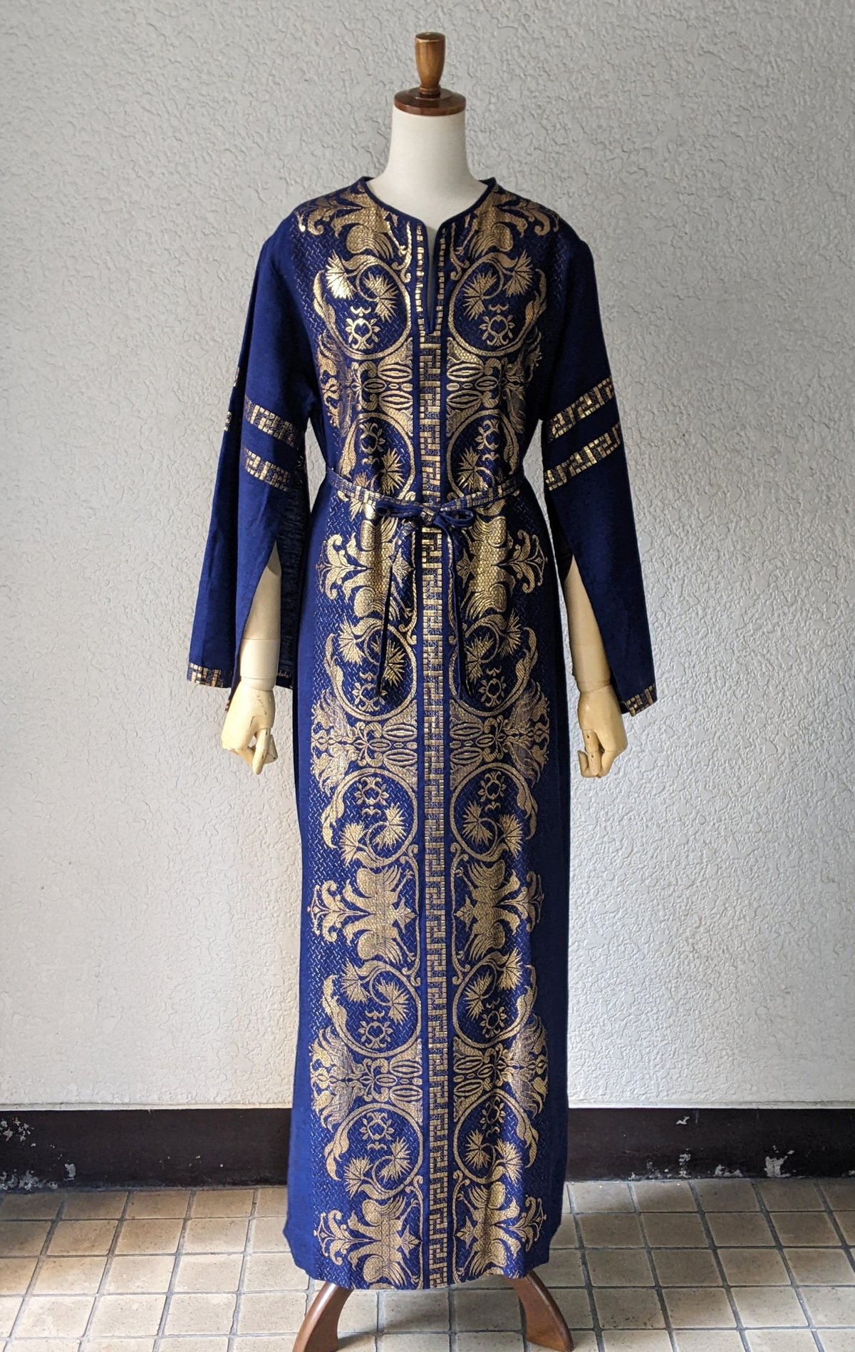 1970’s金刺繍民族衣装ワンピース(ガラビア)　OP191