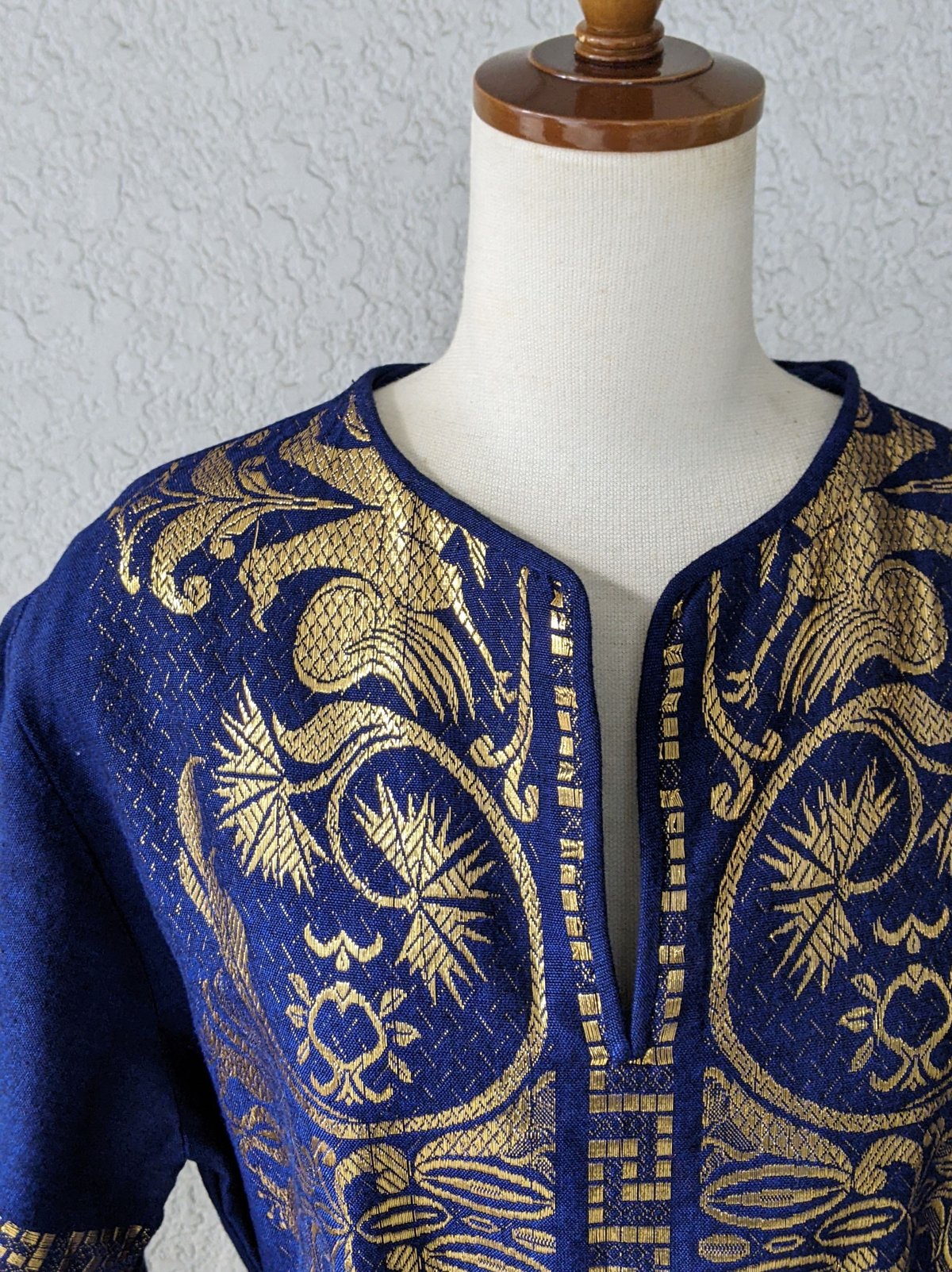 1970's金刺繍民族衣装ワンピース(ガラビア) OP191 | European Vinta