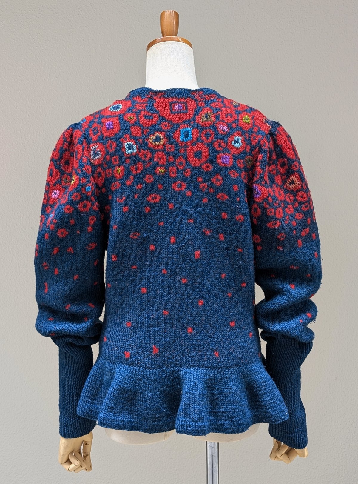 グラデーションフラワーモチーフ ハンドニットカーディガン SW29