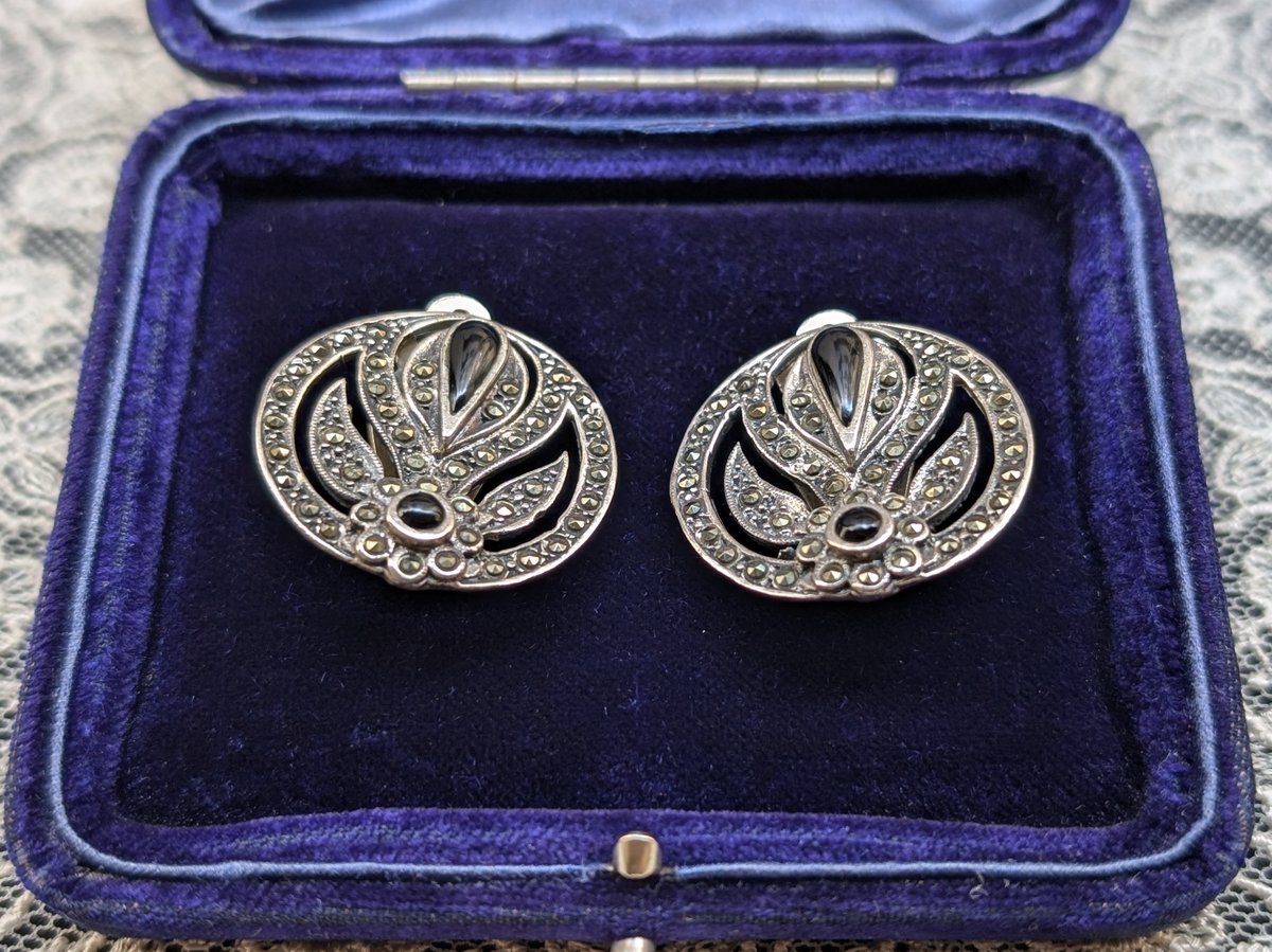 アールデコ様式 植物モチーフシルバー×オニキスイヤリング AS242