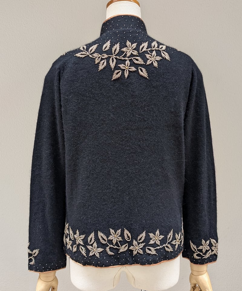 ビーズ刺繍 マオカラーチャイナカーディガン(黒) SW23 ビーズ刺繍 マオカラーチャイナカーディガン(黒) SW23
