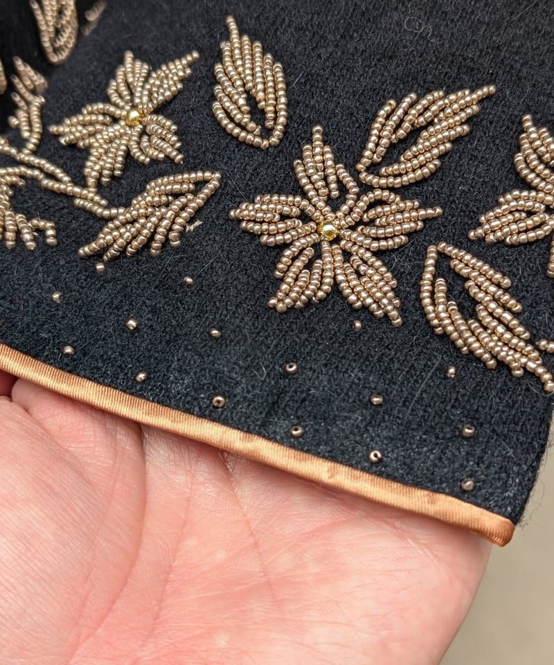 ビーズ刺繍 マオカラーチャイナカーディガン(黒) SW23 ビーズ刺繍 マオカラーチャイナカーディガン(黒) SW23