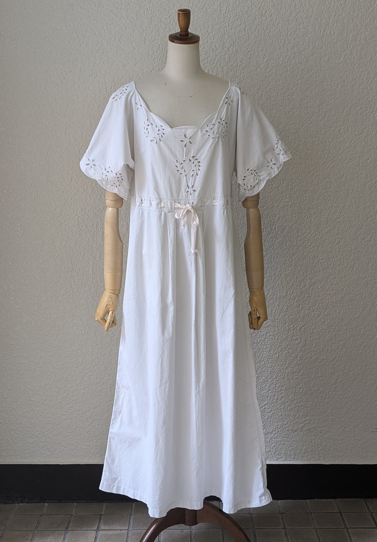 フレンチ　フランスアンティーク　ワンピース　英国　ナイトドレス　ヨーロッパ古着 AntiqueナイトドレスSquare