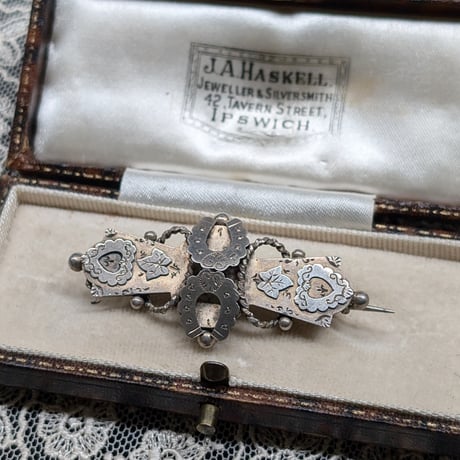 シルバーブローチ | STORES