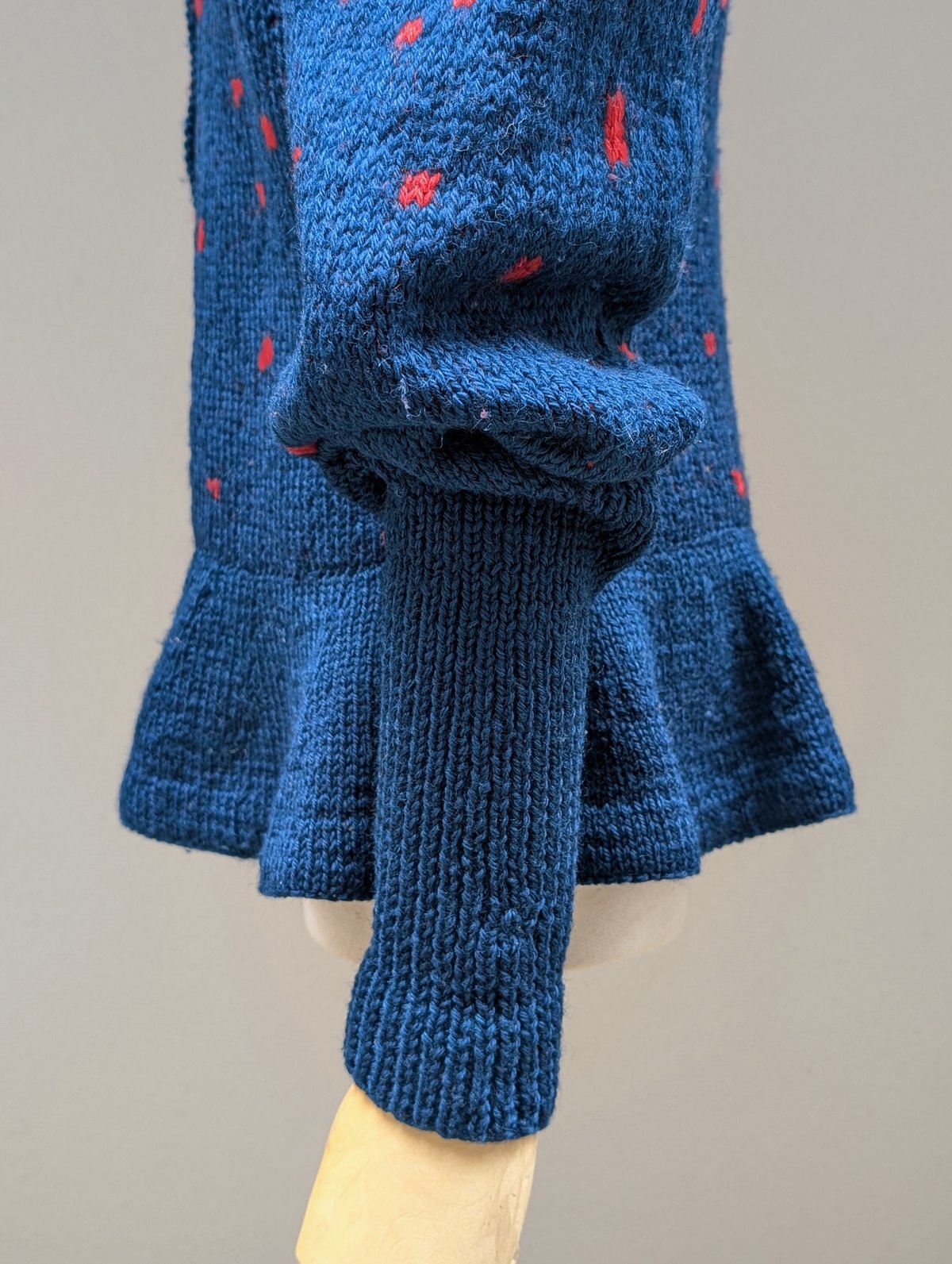 ハンドメンド　カーディガン　モチーフ ハンドメンド カーディガン モチーフ ハンドメンド カーディガン