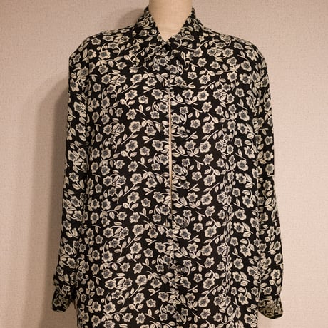 Vintage Flower printed shirt