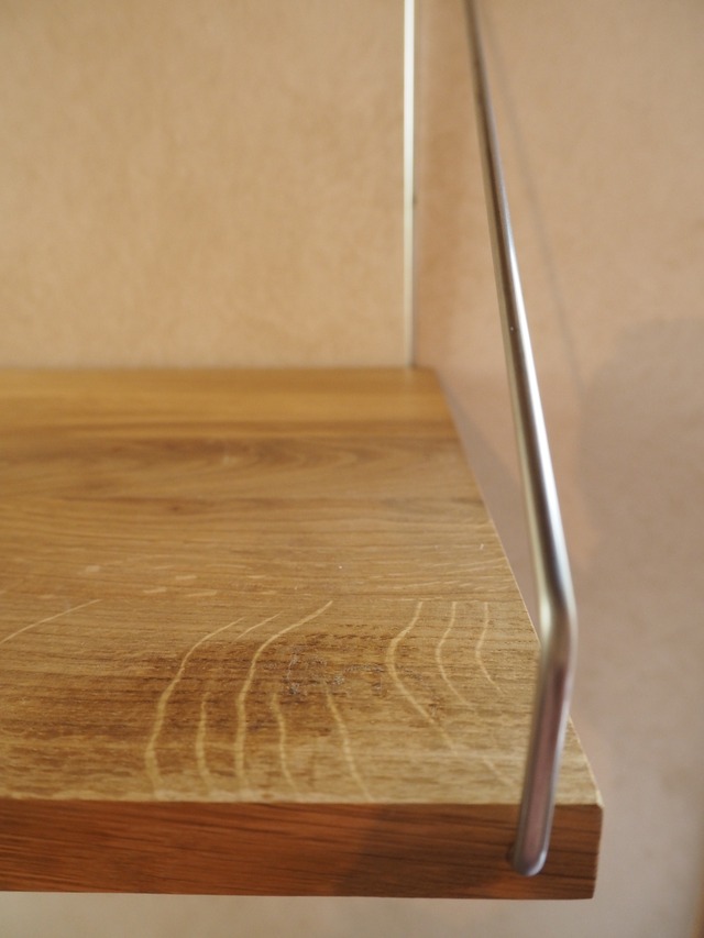 新品未使用【定価5万】FRAMA フラマ　ウォールシェルフ　壁付棚　スチール FRAMA-フラマ- ウォールシェルフ D27×W60 家具 棚 三重県 津市 FILM ST