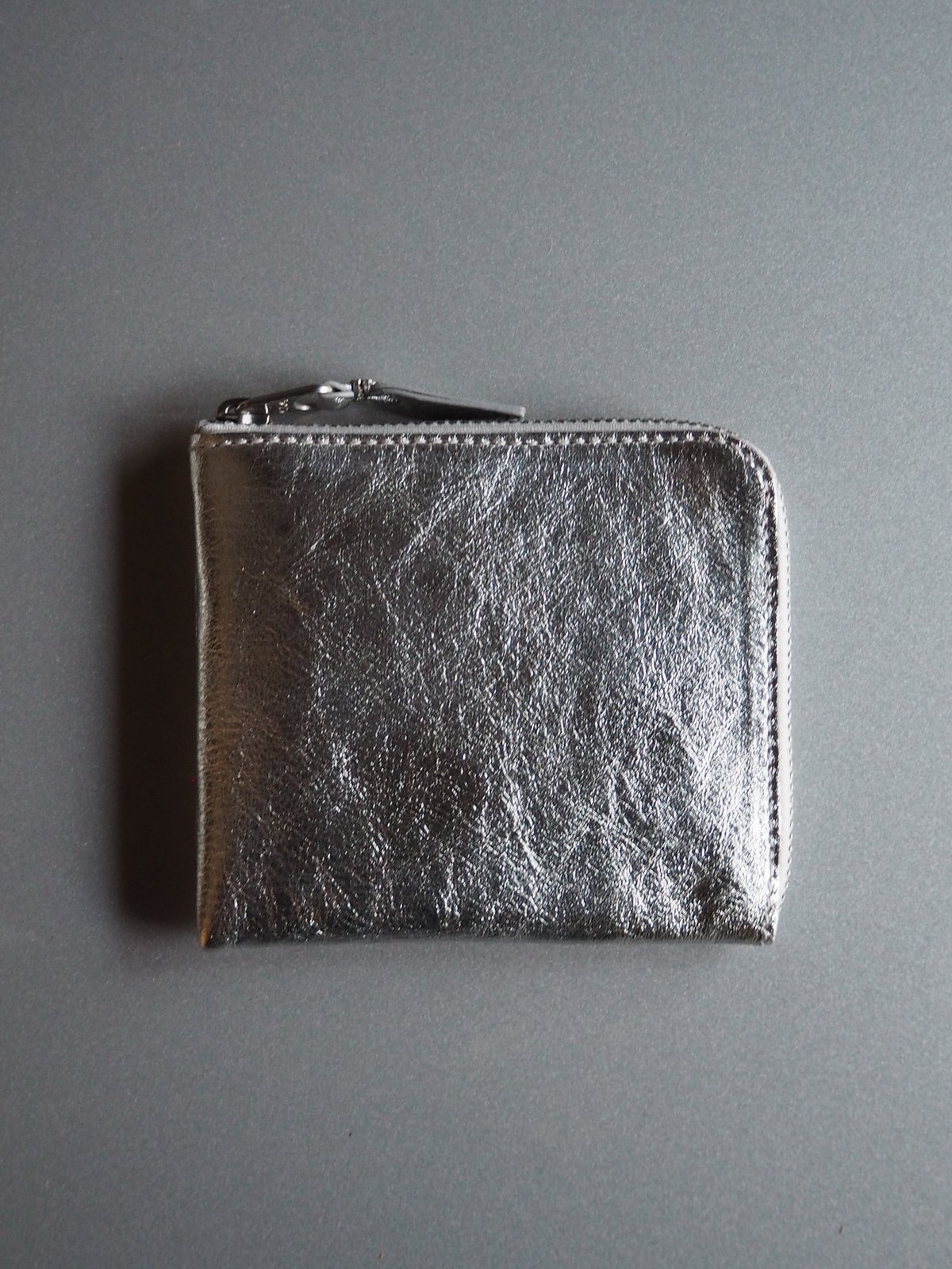 極美品 COMME des GARCONS Wallet シルバーウォレット 極美品 COMME des GARCONS Wallet シルバーウォレット - メルカリ