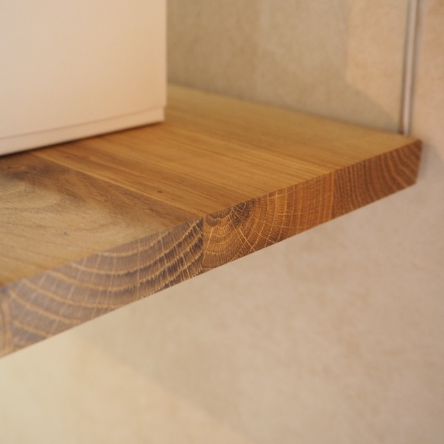 新品未使用【定価5万】FRAMA フラマ　ウォールシェルフ　壁付棚　スチール FRAMA-フラマ- ウォールシェルフ D27×W60 家具 棚 三重県 津市 FILM ST