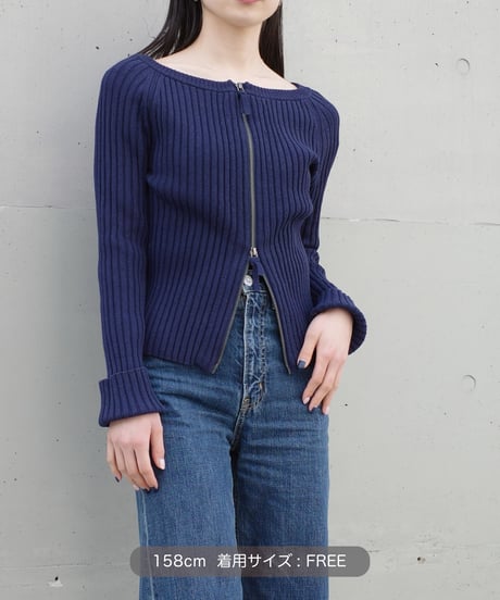 ZIP UP KNIT TOP