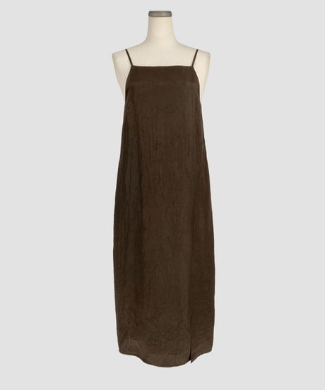SILKY CRINKLE SLIT DRESS