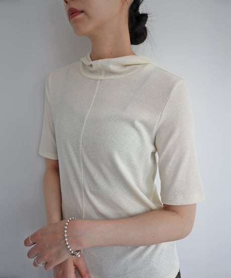 HOODIE CUT TOP