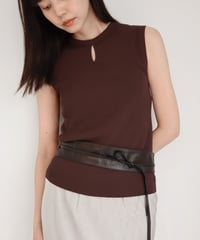 EYELET RIBBED TOP
