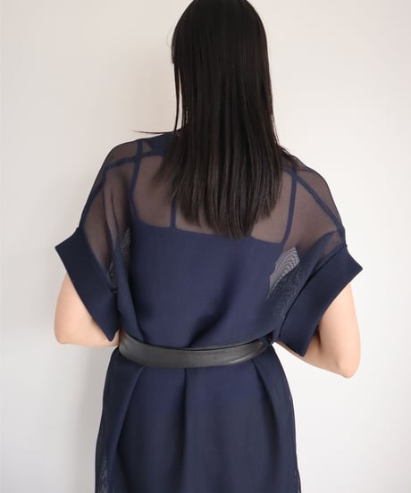 RELAXED MESH PANEL VEST