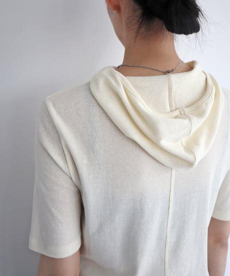 HOODIE CUT TOP