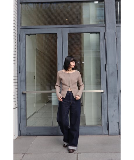 ZIP UP KNIT TOP