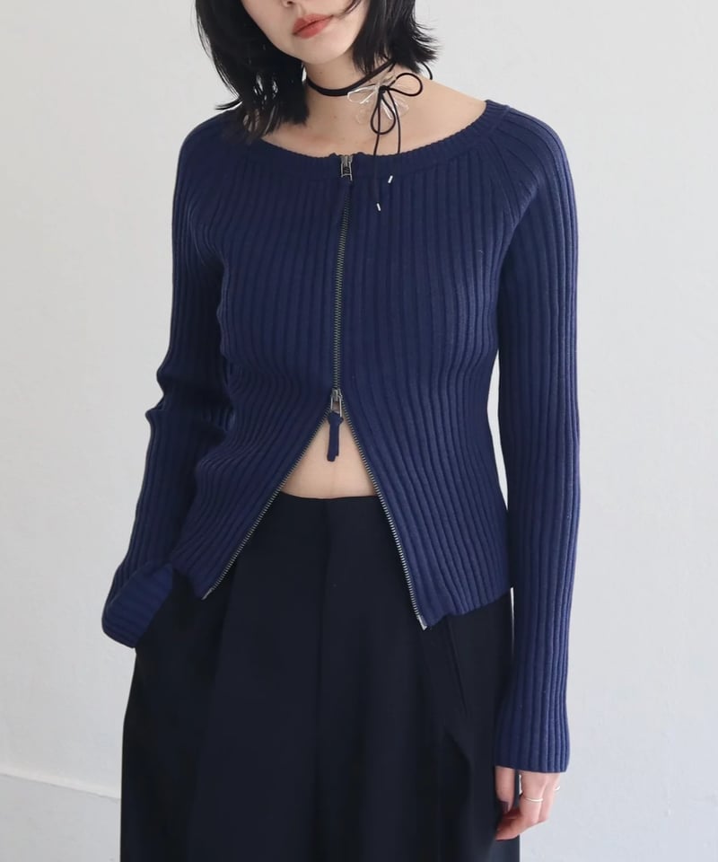 ZIP UP KNIT TOP | CONSISTER